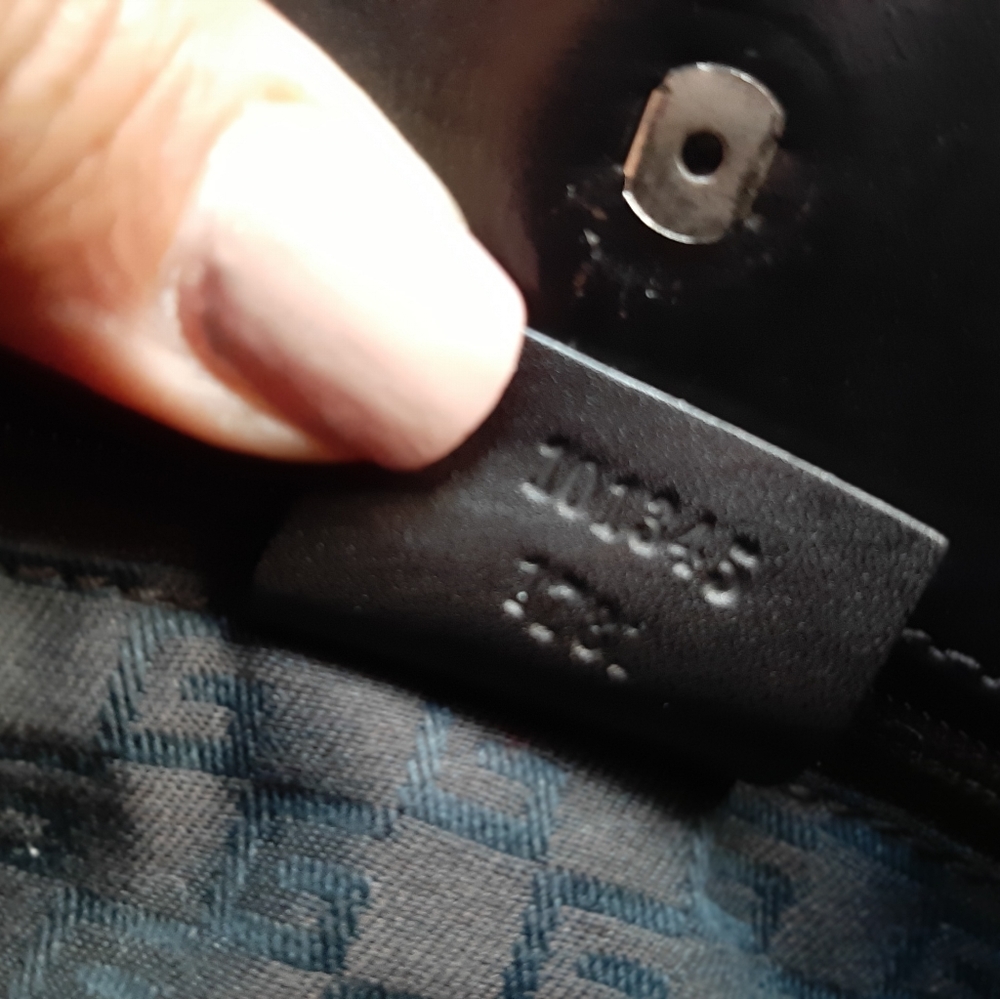 Gucci Vintage Shoulder Bag - Picture 8 of 12